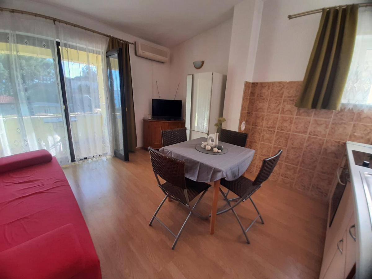 Apartments Lemongarden Duće المظهر الخارجي الصورة